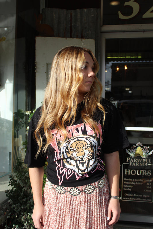 Go Get ‘Em’ Graphic Tee