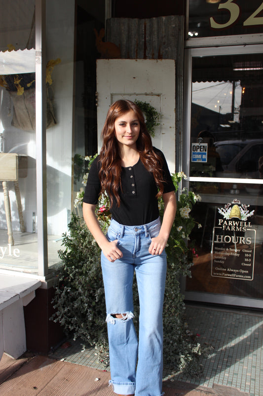 Aria Shortsleeved Bodysuit - Black