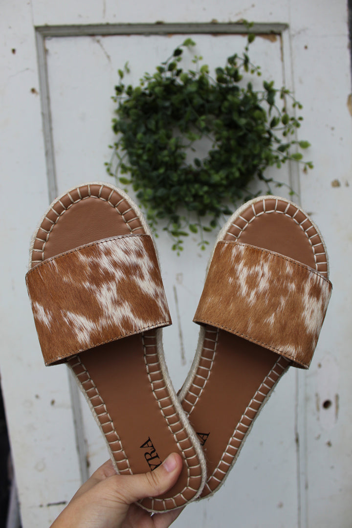 Running Pony Brown Cowhide Sandals